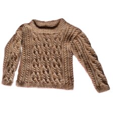 Hygge året rundt: Kunsten at strikke håndlavede sweaters Hygge året rundt: Kunsten at strikke håndlavede sweaters
